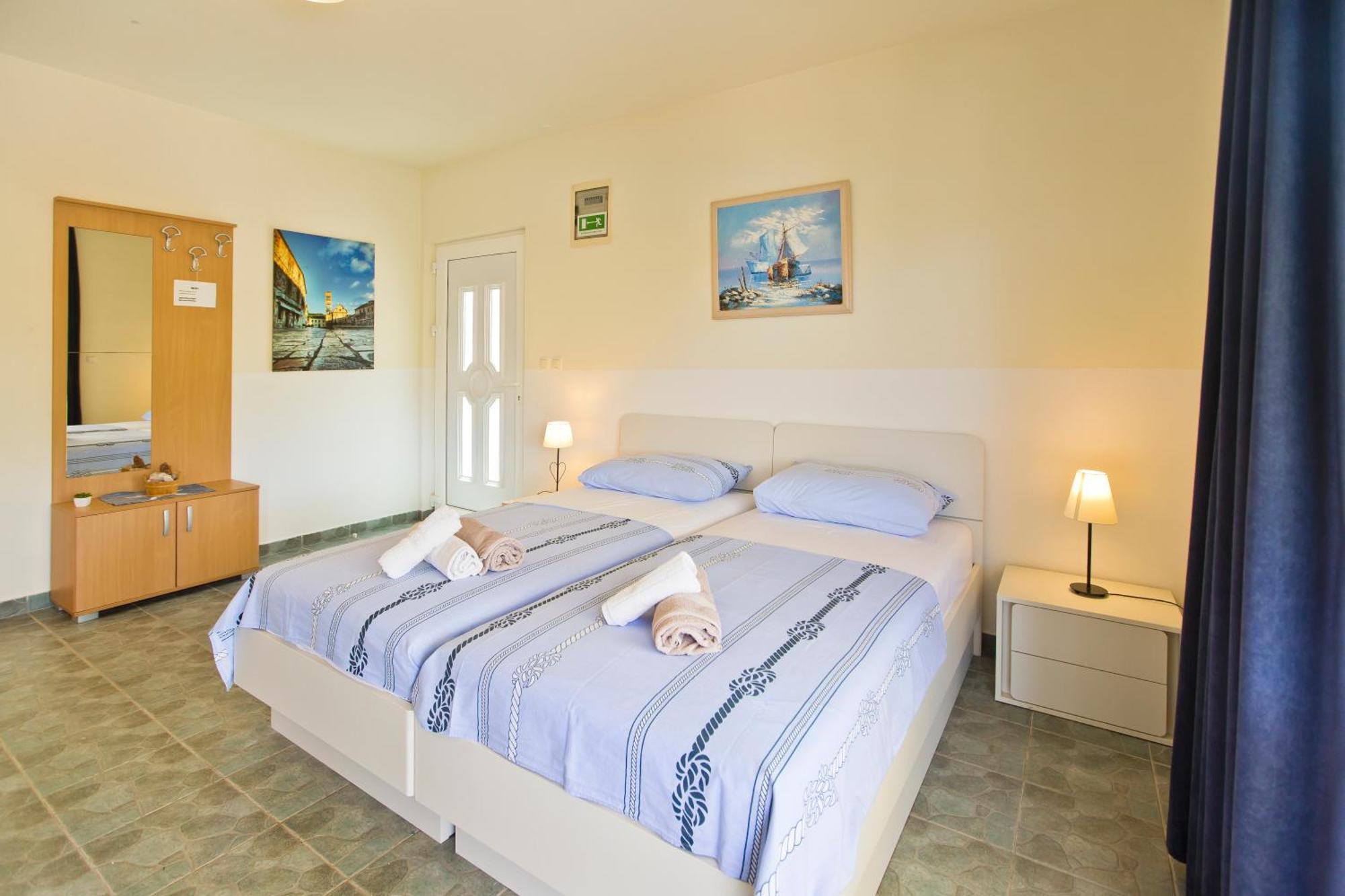 Apartments Villa Hraste Hvar Hvar Town Bagian luar foto