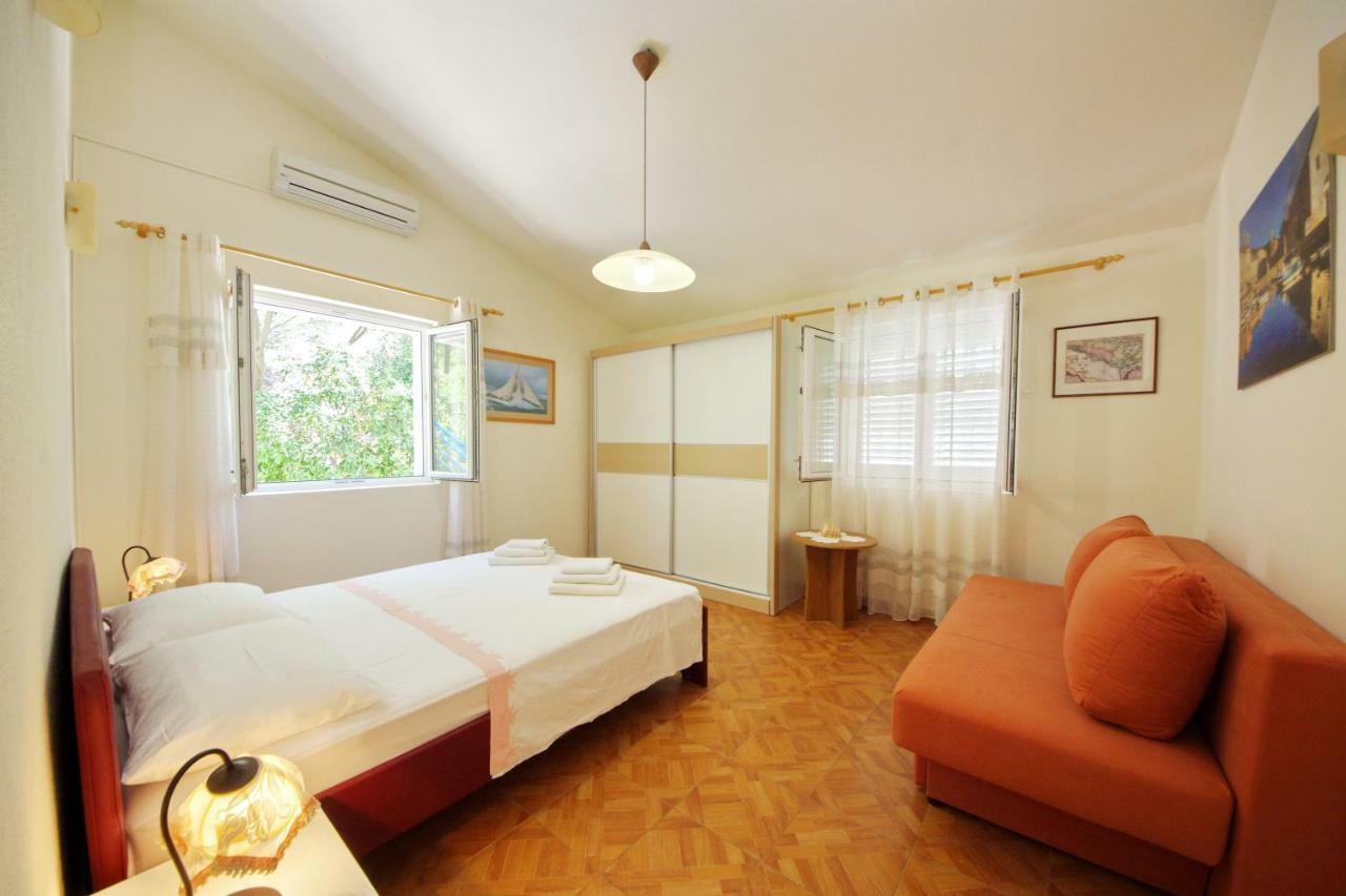 Apartments Villa Hraste Hvar Hvar Town Bagian luar foto