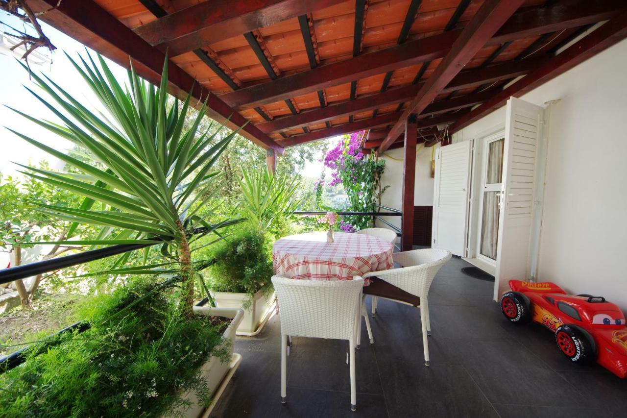 Apartments Villa Hraste Hvar Hvar Town Bagian luar foto